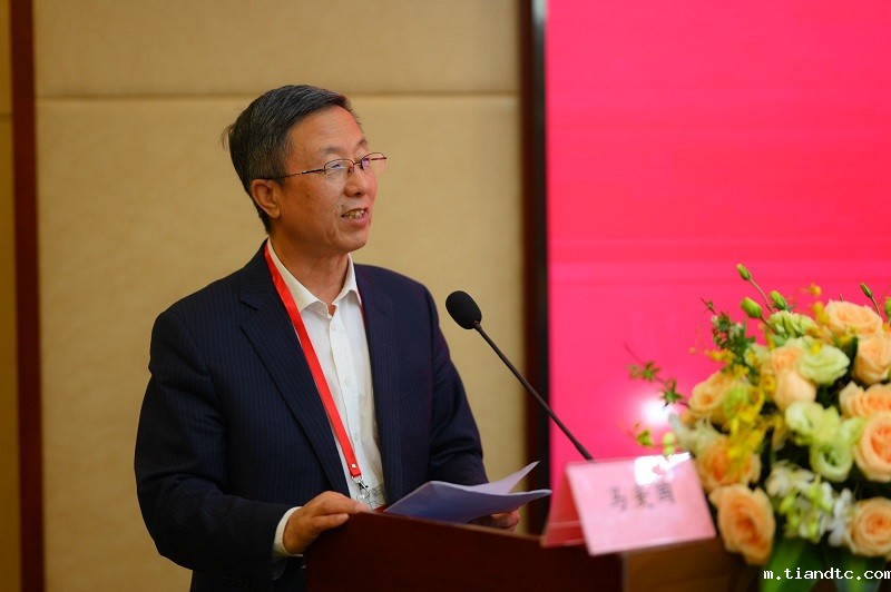 哪里可以看免费足球比赛直播马爱国常务副理事长主持会议.jpg 哪里可以看免费足球比赛直播马爱国常务副理事长主持会议.jpg